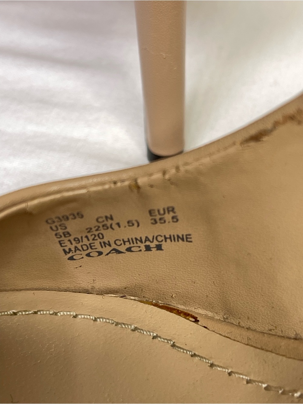 Coach Women’s Waverly Beachchain Pumps in Neutral Beige - Picture 10 of 14